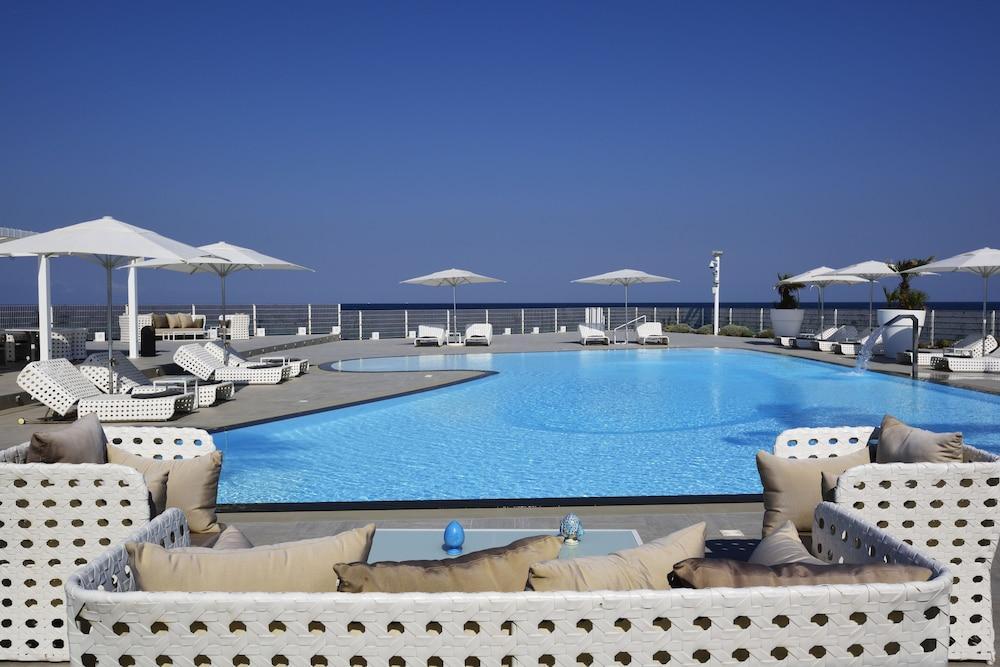 Sole In Me Resort By Altoborgo Ostuni Exteriör bild