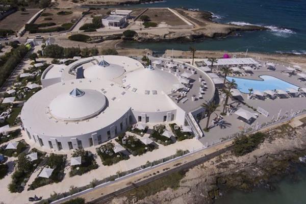 Sole In Me Resort By Altoborgo Ostuni Exteriör bild